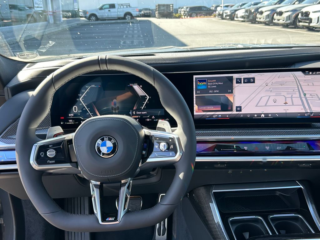2025 BMW 7 Series 760i xDrive 17