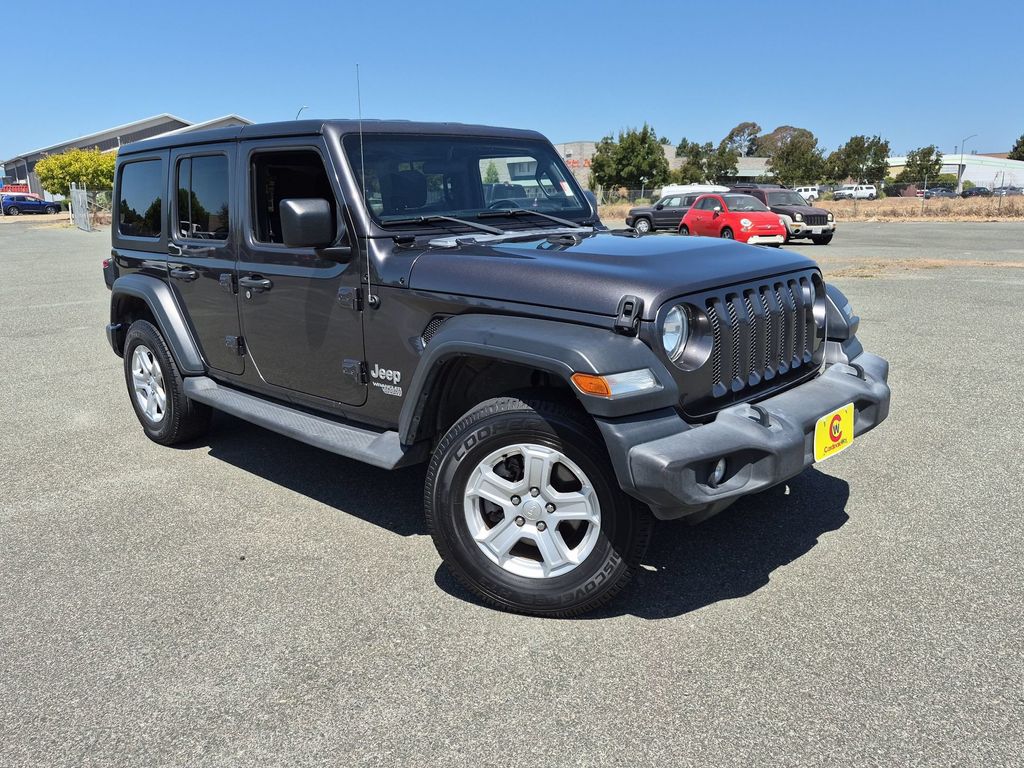 Crystal Metallic 2018 Jeep Wrangler SUV / Crossover Four-Wheel Drive 8-Speed Automatic