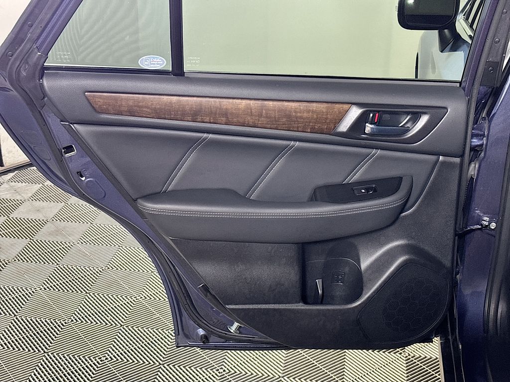 2018 Subaru Outback 2.5i