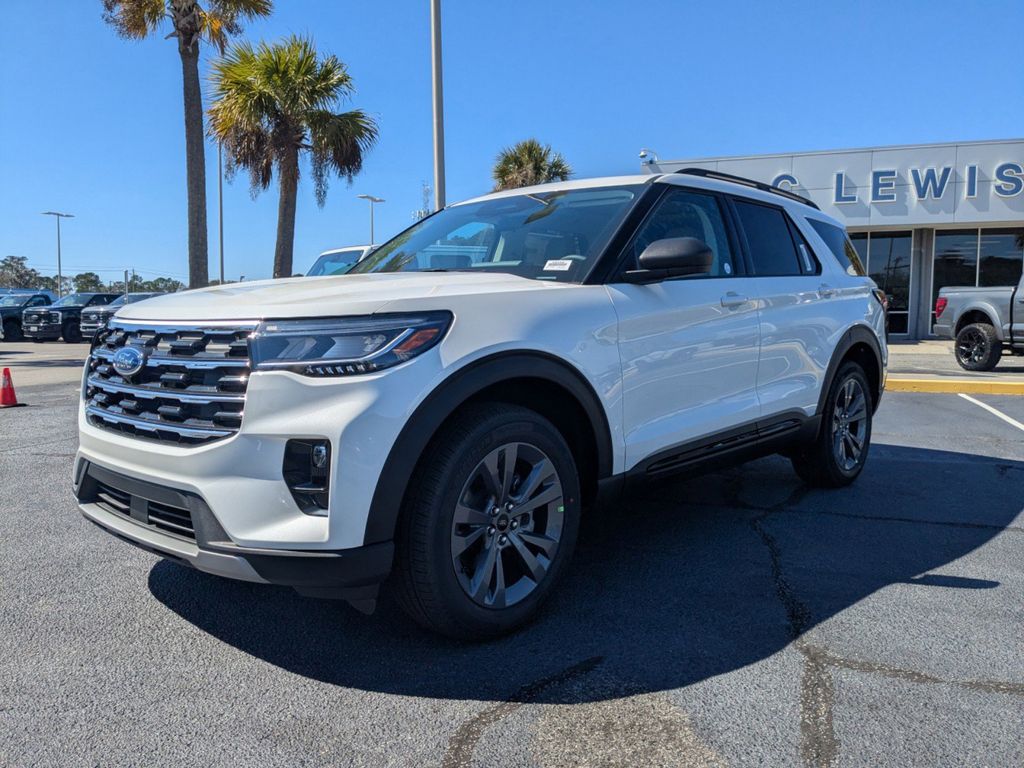 2026 Ford Explorer Active w/200A Pkg