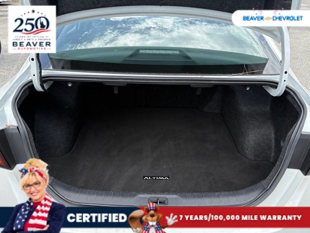 Used 2025 Nissan Altima Sedan