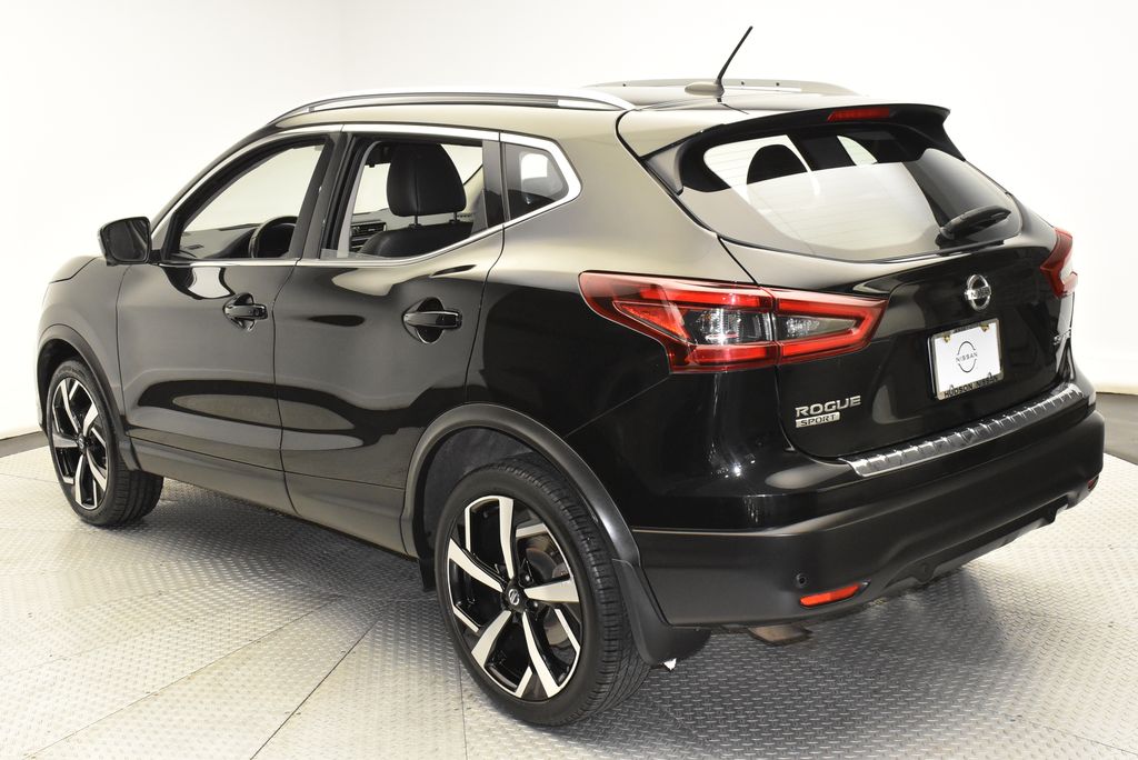 2022 Nissan Rogue Sport SL 7