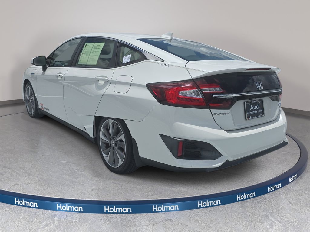 Used 2018  Honda Touring image 10