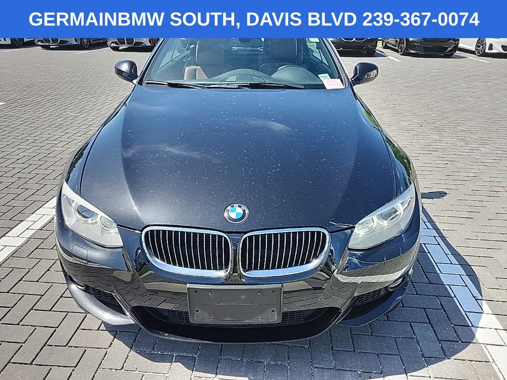 Used 2013 Black BMW 335i image 9