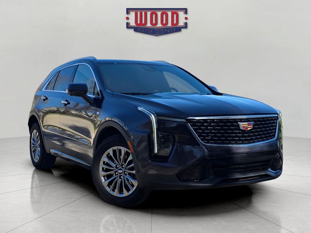 2025 Cadillac XT4 Premium Luxury AWD
