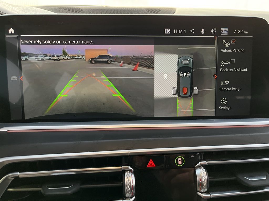 Thumbnail: 2022 BMW X7 - 25