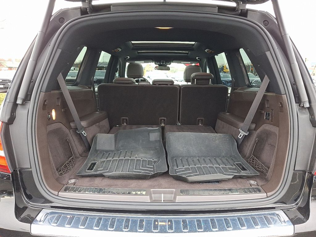 Thumbnail: 2019 Mercedes-Benz GLS - 32