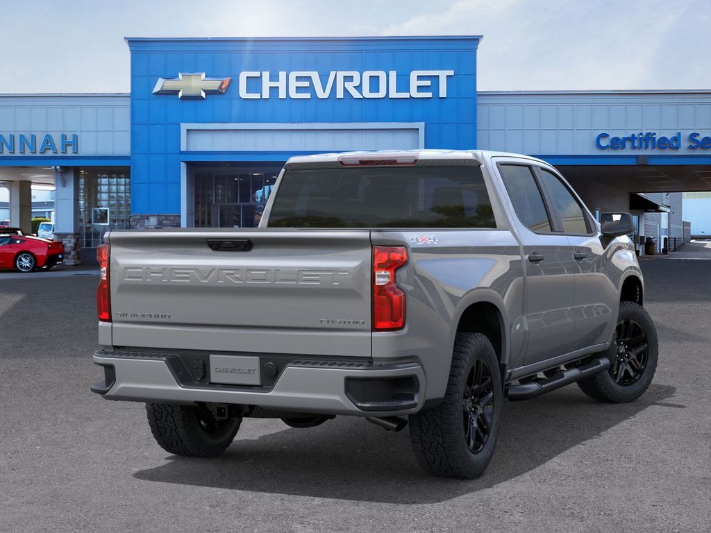 2025 Chevrolet Silverado 1500 Custom photo 4