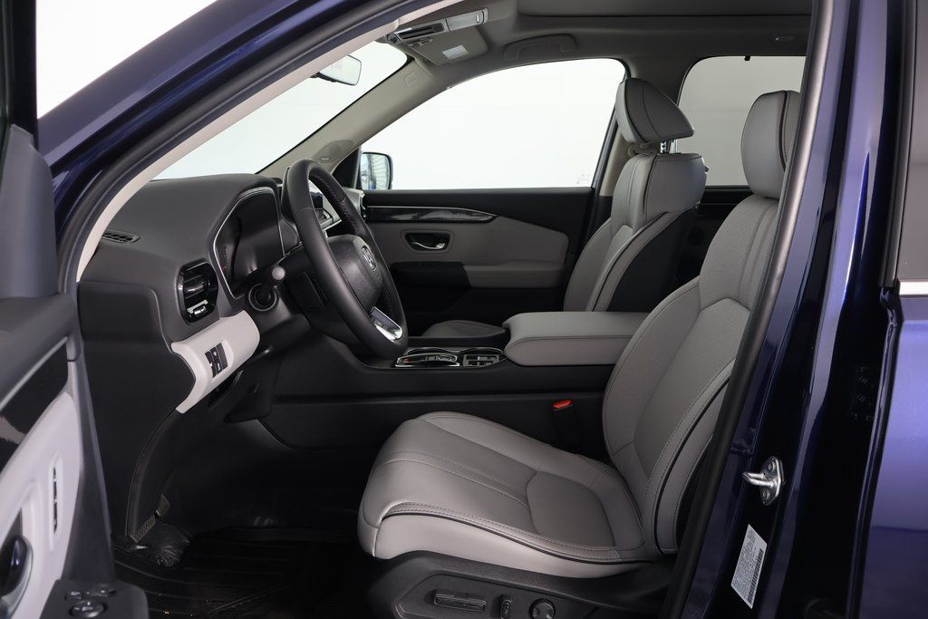 Thumbnail: 2025 Honda Pilot - 5