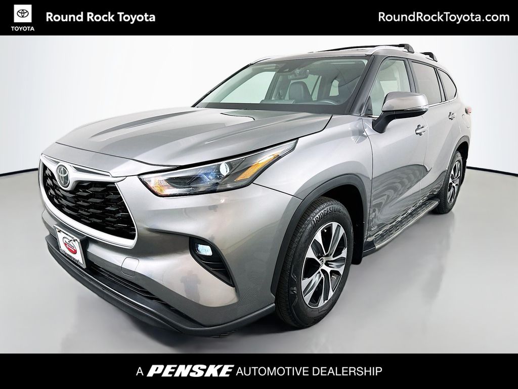 Heavy Metal 2025 Toyota Highlander Hybrid XLE AWD SUV / Crossover All-Wheel Drive Continuously Variable Transmission