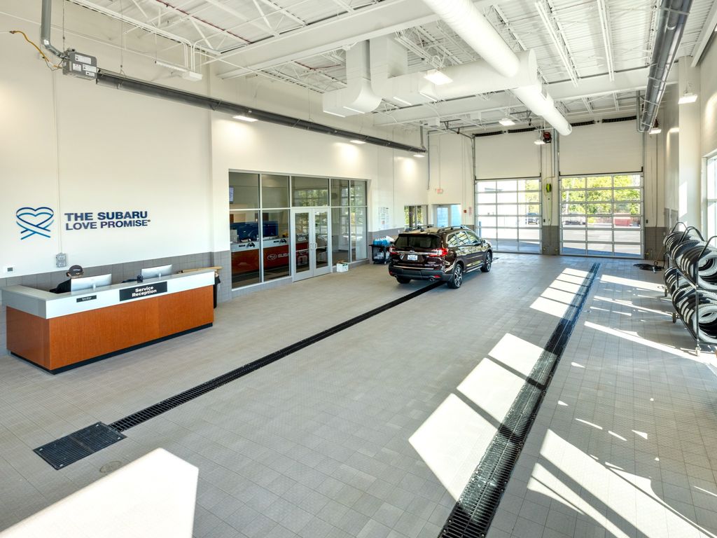 2025 Subaru Forester Limited - Photo 35