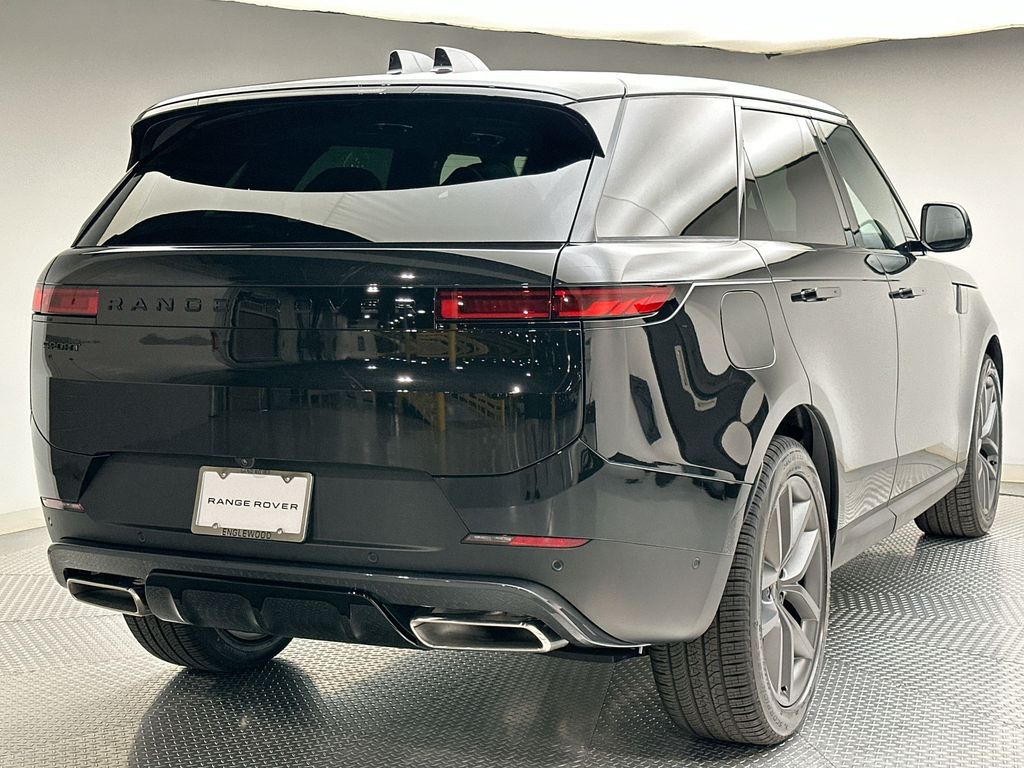 Thumbnail: 2027 Land Rover Range Rover Sport - 3