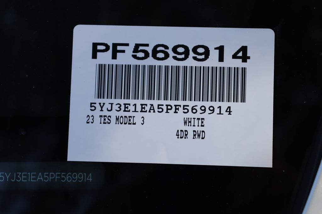 Thumbnail: 2023 Tesla Model 3 - 7