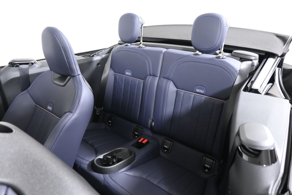 Thumbnail: 2026 MINI Cooper - 30