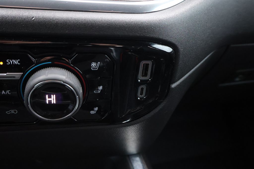 Thumbnail: 2024 Chevrolet Silverado 2500 - 31