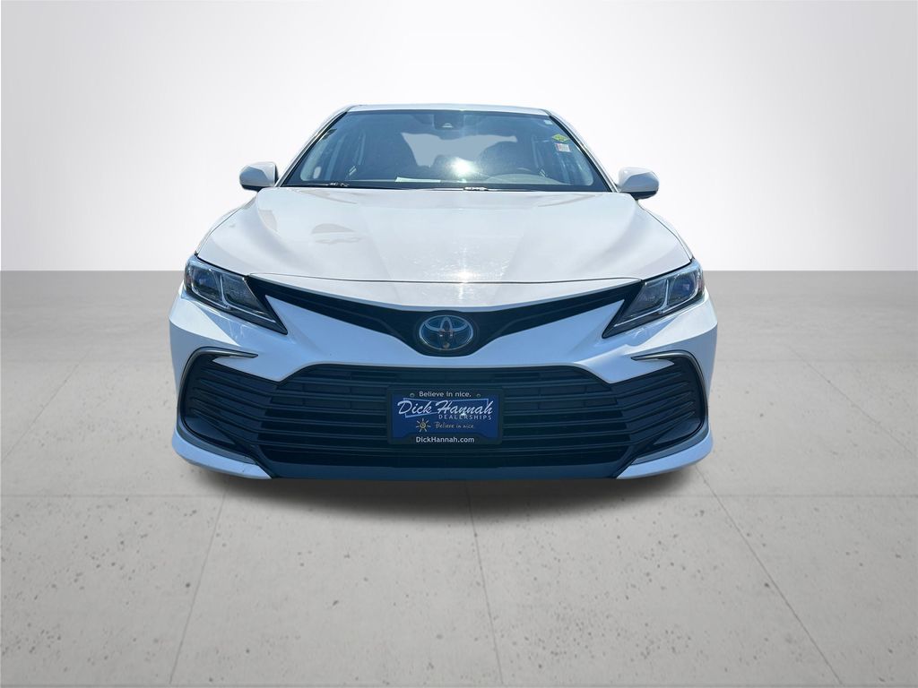 2021 Toyota Camry Hybrid LE