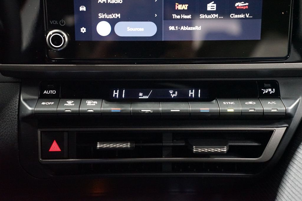 Thumbnail: 2026 Toyota Camry - 21