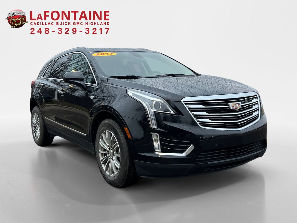 2017 Cadillac XT5 Luxury 3