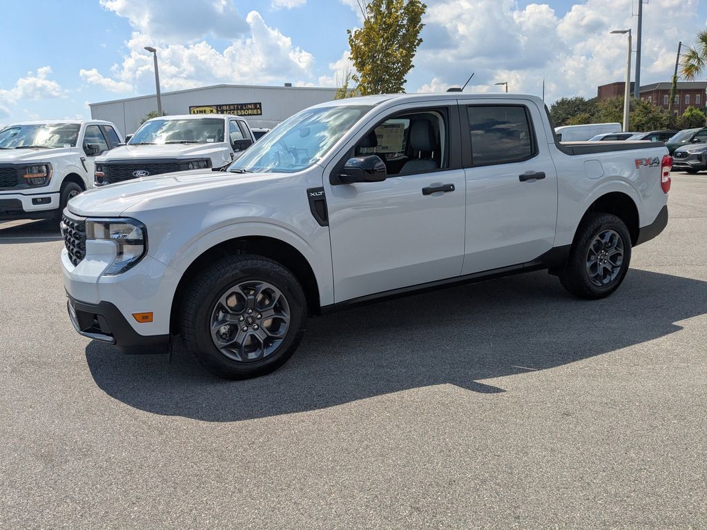 2025 Ford Maverick XLT