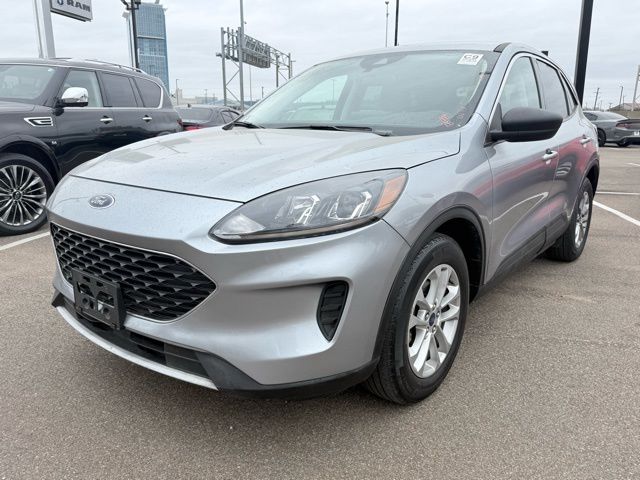 Iconic Silver Metallic 2022 Ford Escape SE FWD SUV / Crossover Front-Wheel Drive 8-Speed Automatic