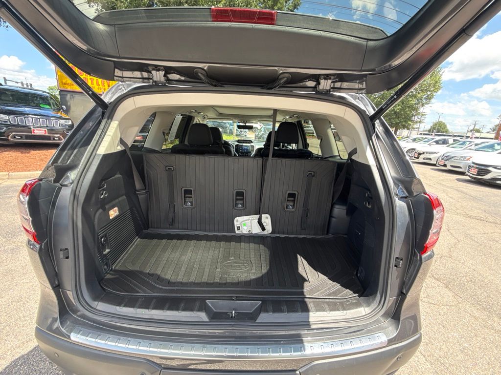 Used 2022 Gray Subaru Limited image 4