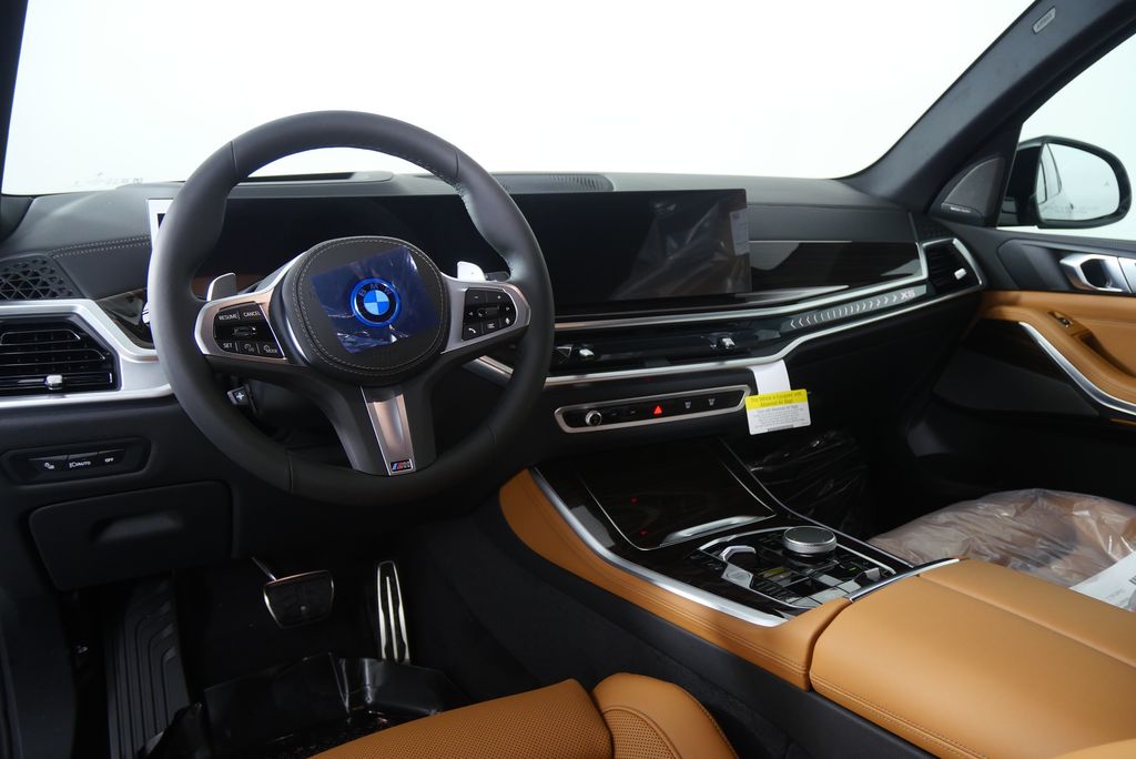 Thumbnail: 2026 BMW X5 - 18