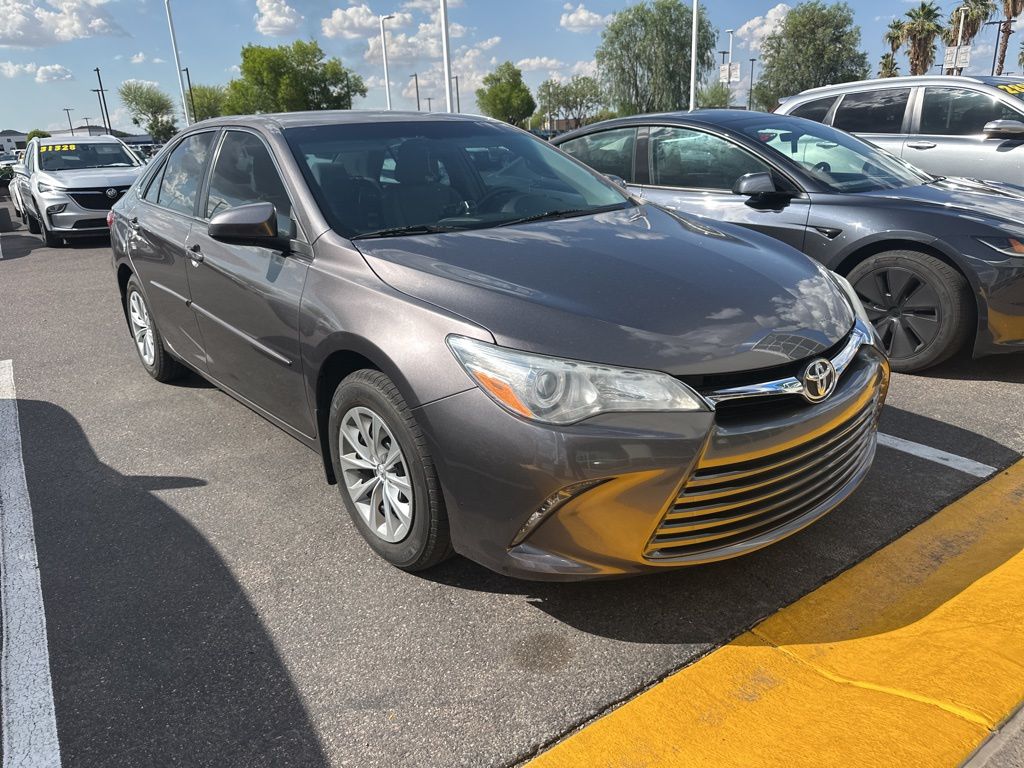 2016 Toyota Camry LE 2
