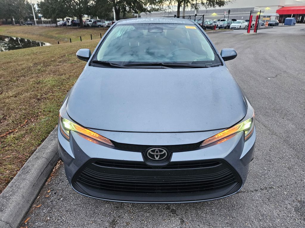 2024 Toyota Corolla LE 8