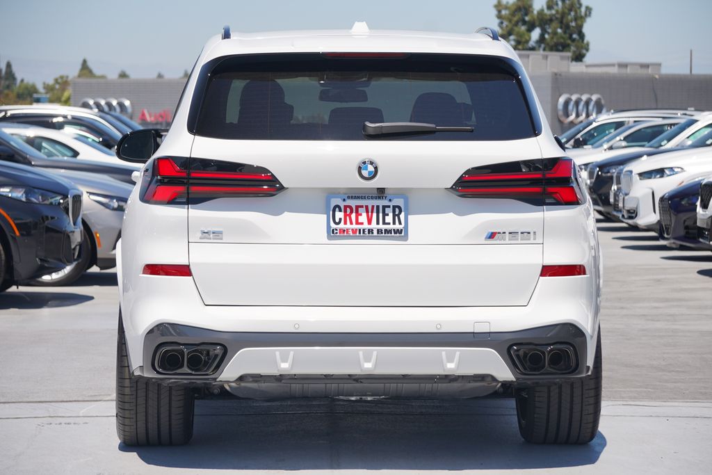 2025 BMW X5 M60i 6