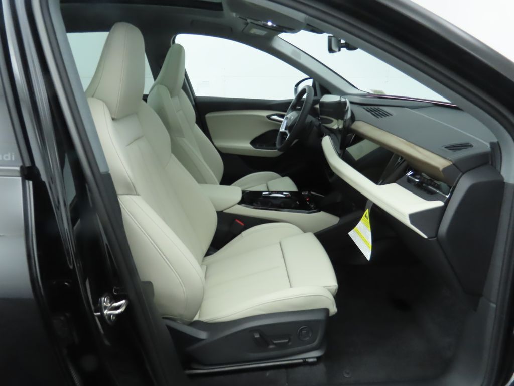 2025 Audi Q6 e-tron Premium 22