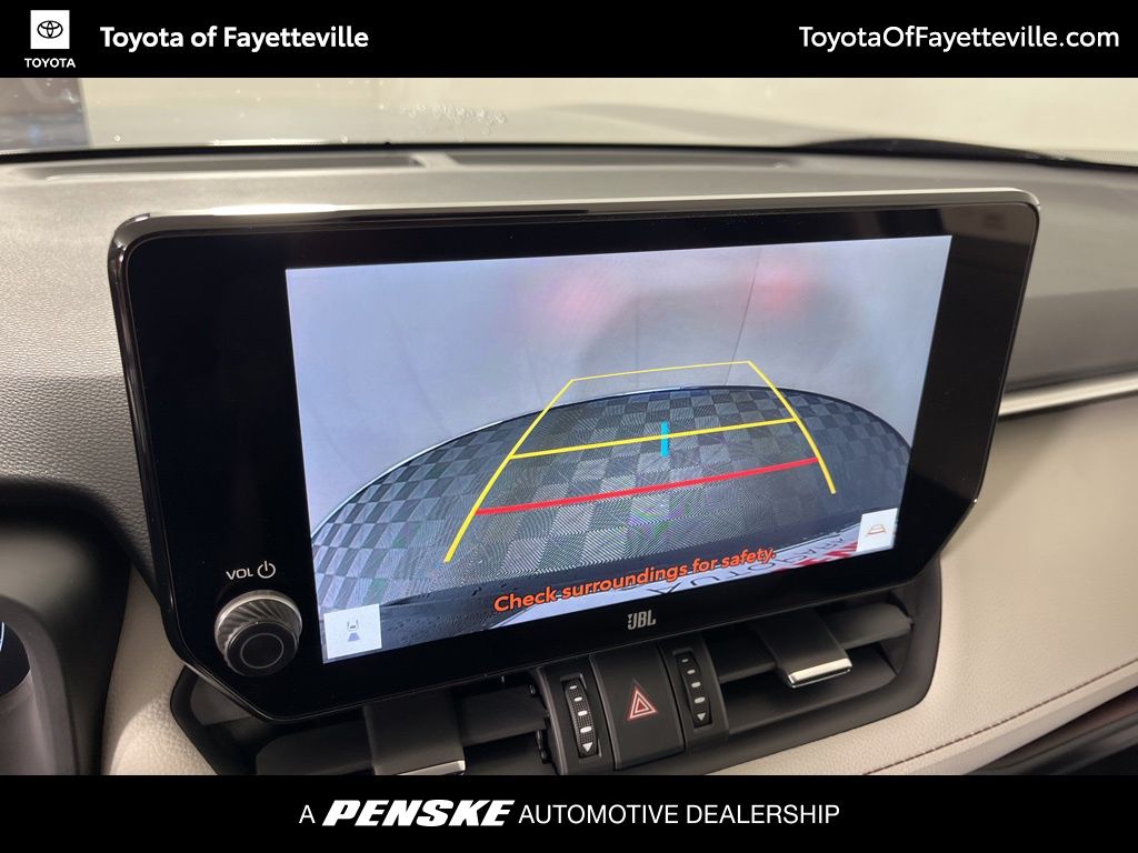 Thumbnail: 2025 Toyota RAV4 - 32