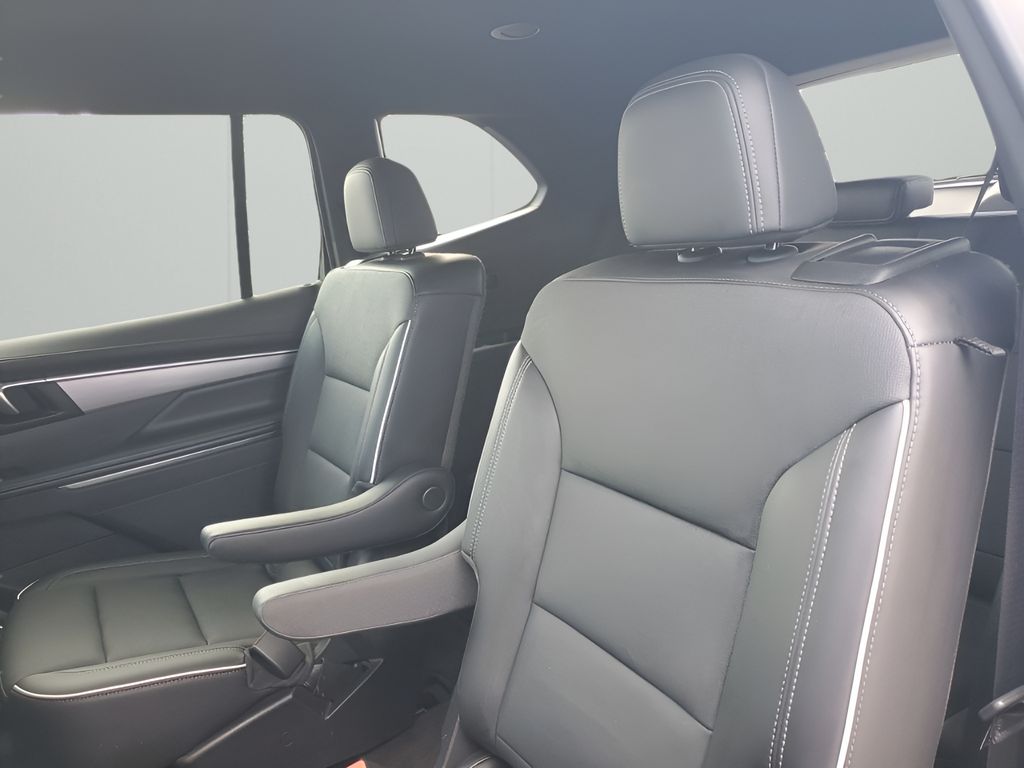 Used Car 2025 Buick Enclave  Preferred For Sale Under $40,000 In Austin, Texas