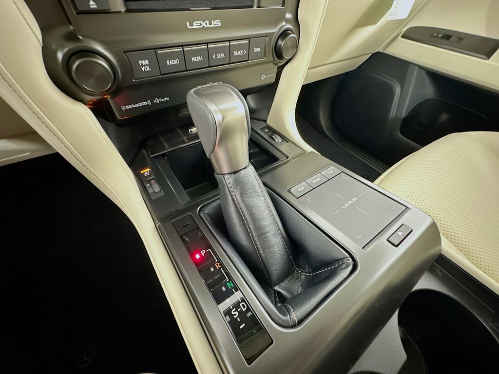 2023 Lexus GX 460 Luxury 15