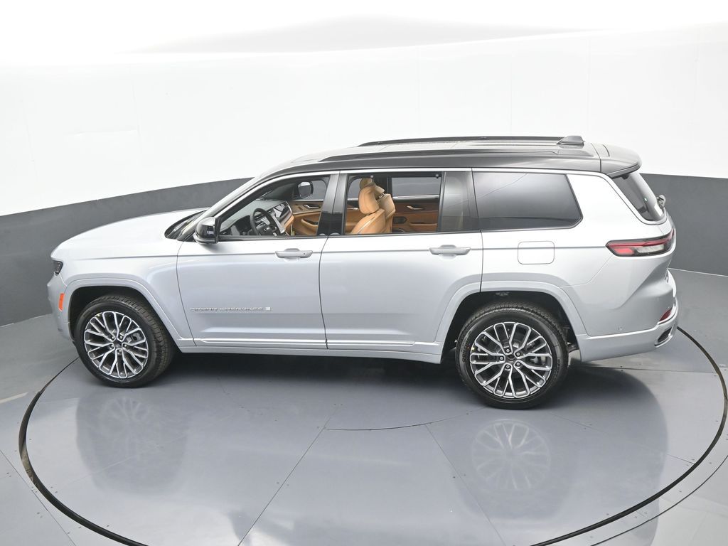 New 2025 Silver Zynith Jeep Summit image 61