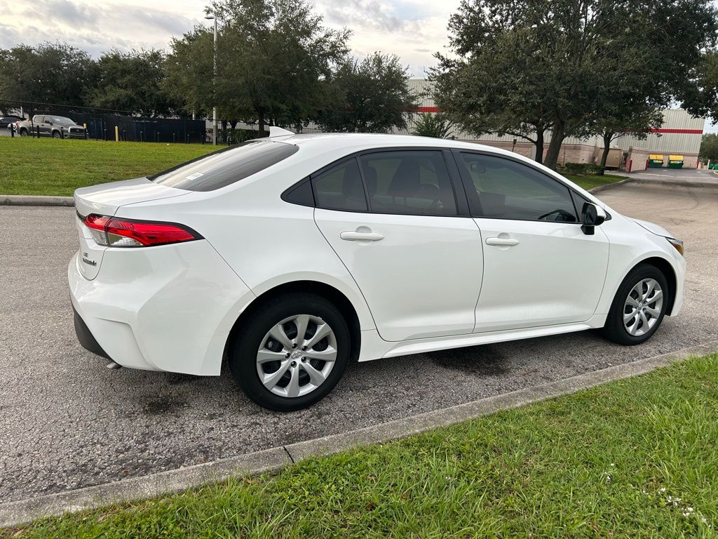 Thumbnail: 2024 Toyota Corolla - 5