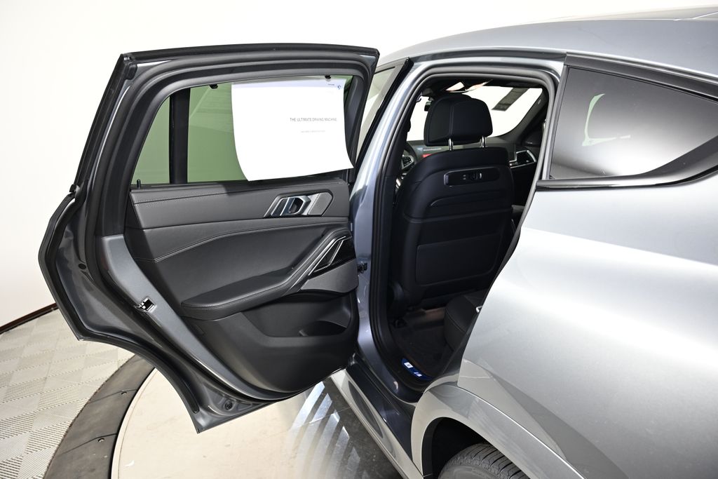 Thumbnail: 2026 BMW X6 - 23