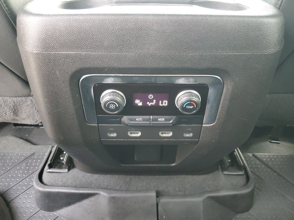 Used Car 2021 Chevrolet Suburban  Z71 For Sale Under $40,000 In Austin, Texas