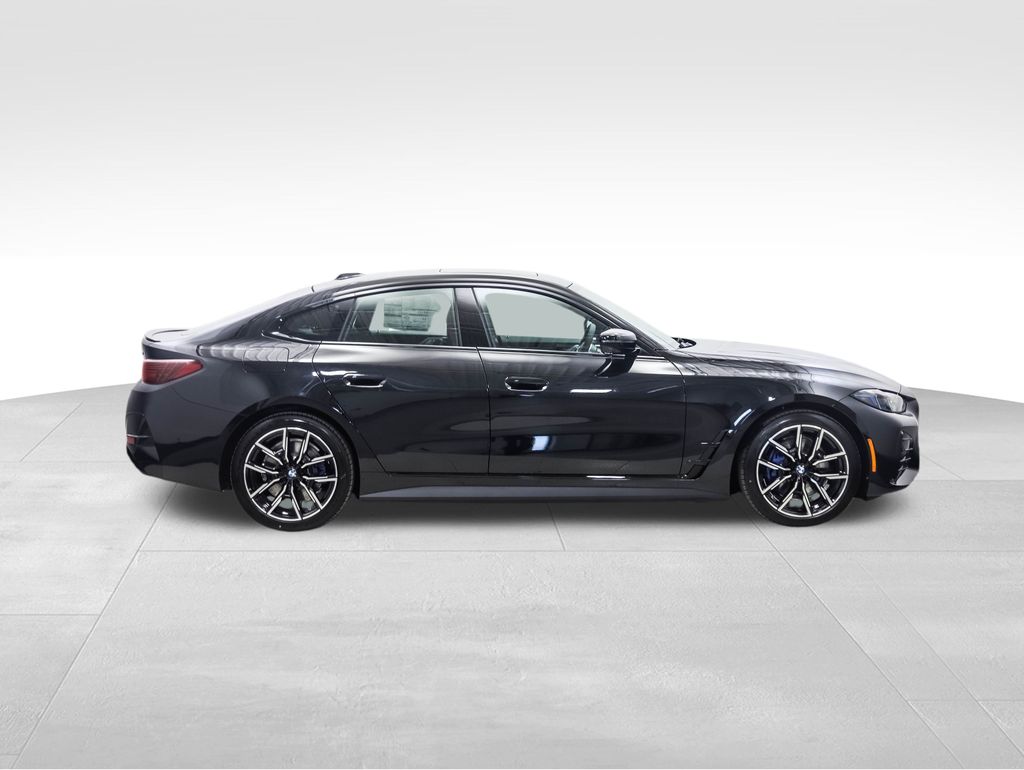 2025 BMW i4 xDrive40 6