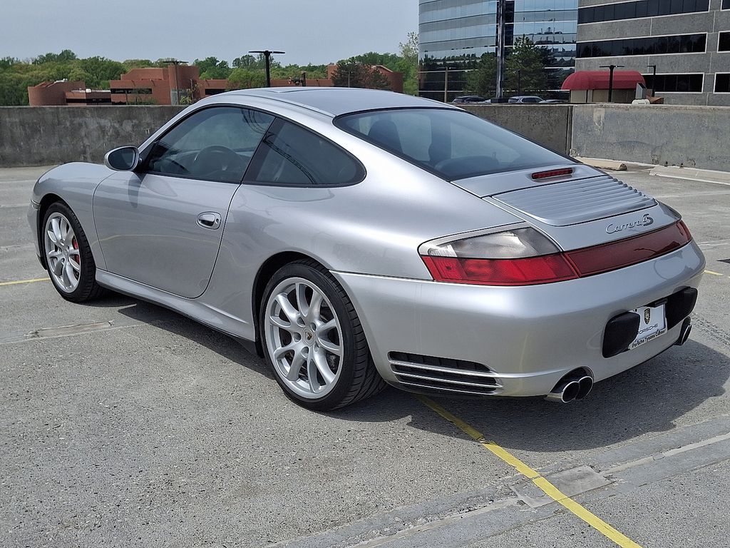 2004 Porsche 911 Carrera 4S 3