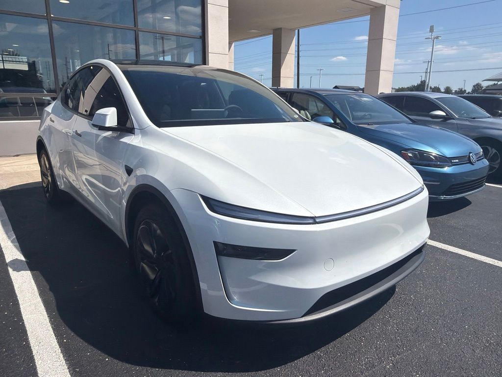 Thumbnail: 2026 Tesla Model Y - 4