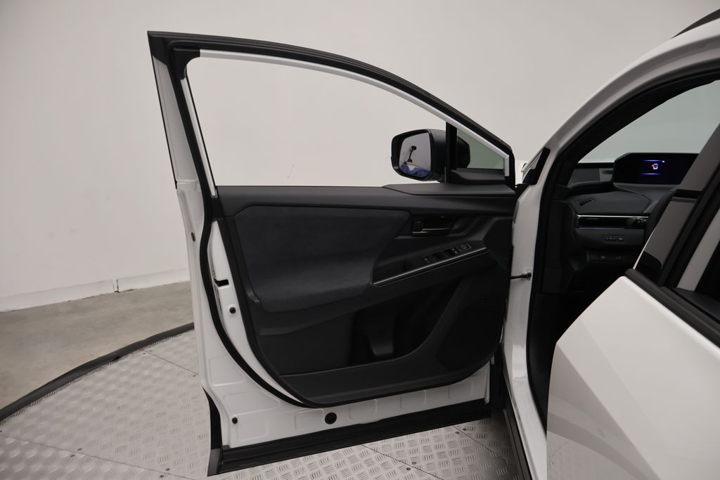Thumbnail: 2026 Toyota C-HR - 16