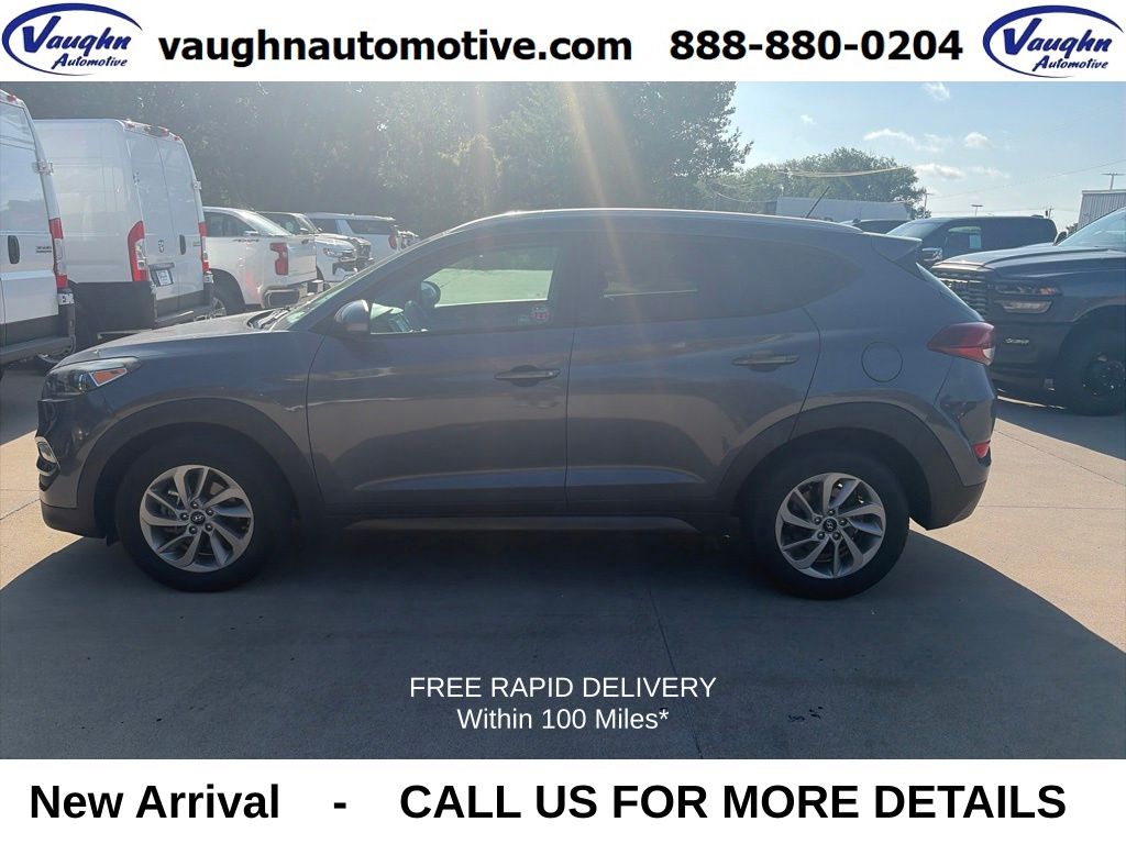 2016 Hyundai Tucson 2.0L SE AWD with Beige Seats