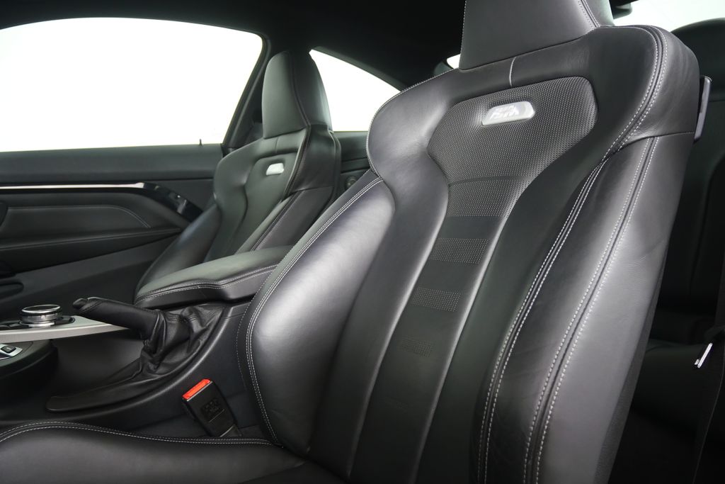 Thumbnail: 2015 BMW M4 - 13