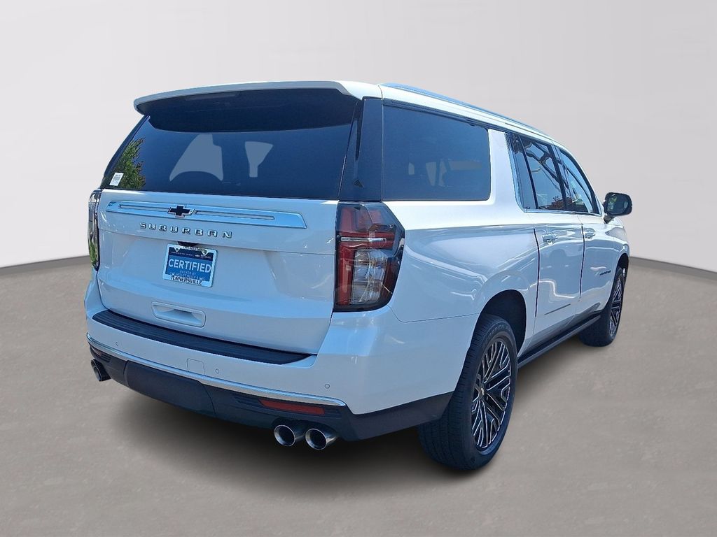 2021 Chevrolet Suburban High Country 6