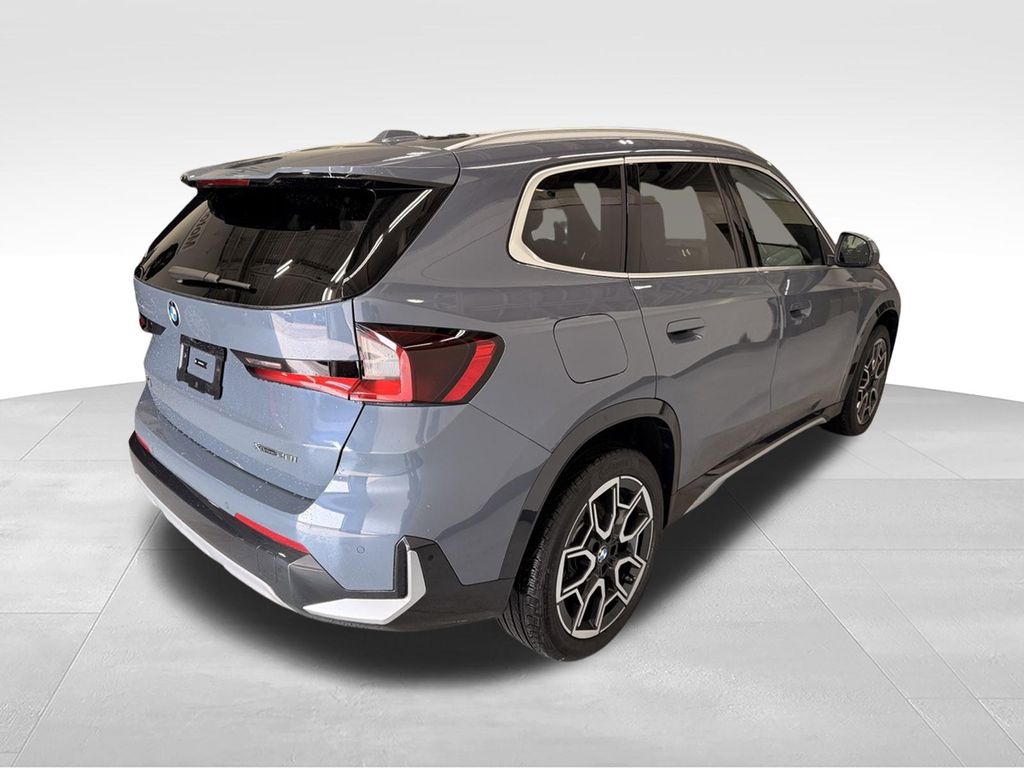 Thumbnail: 2026 BMW X1 - 6