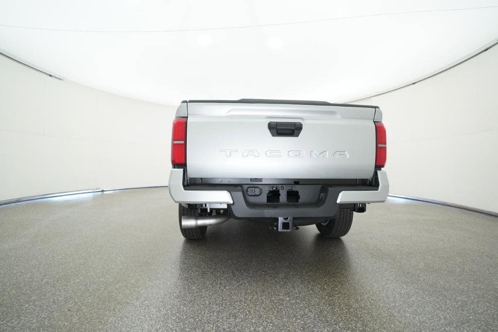 Thumbnail: 2025 Toyota Tacoma - 6