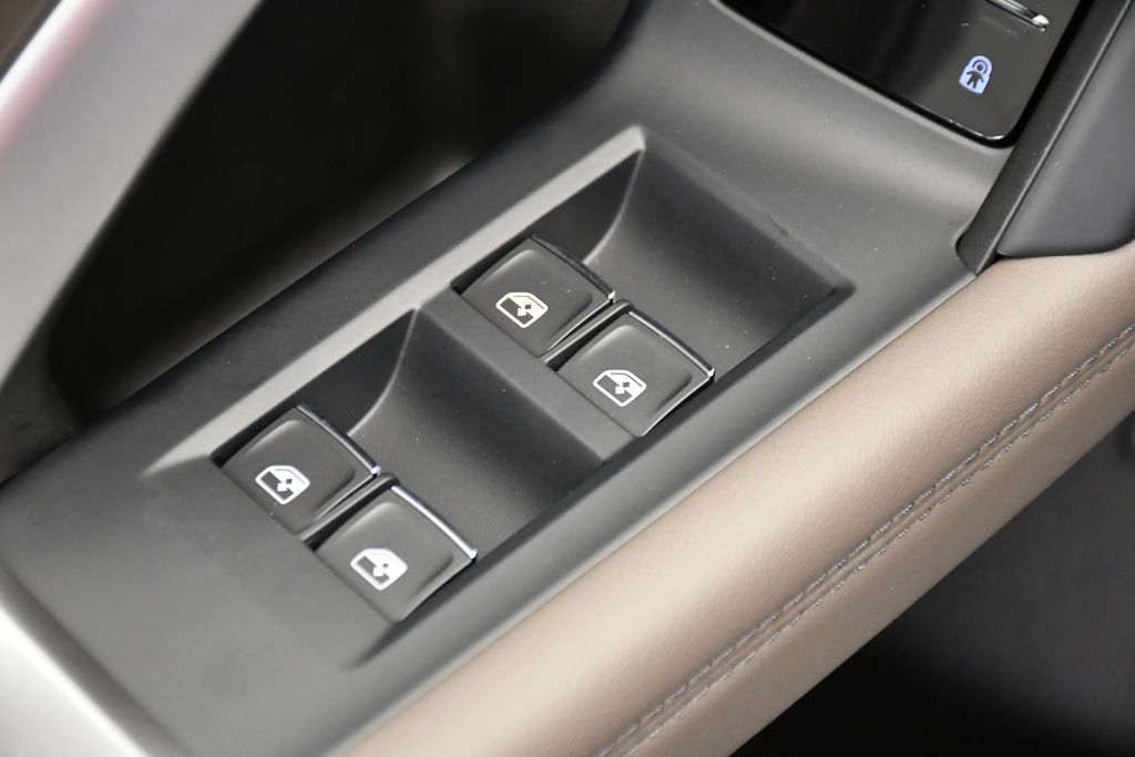 Thumbnail: 2025 Audi Q5 - 32