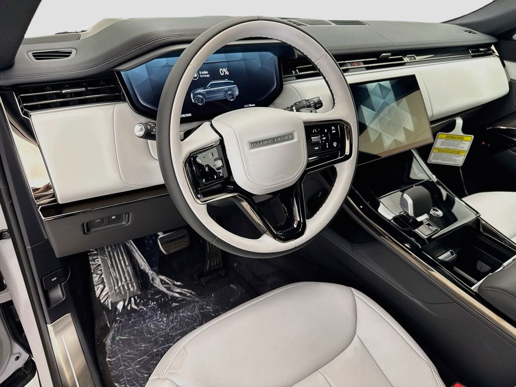 Thumbnail: 2026 Land Rover Range Rover Sport - 9