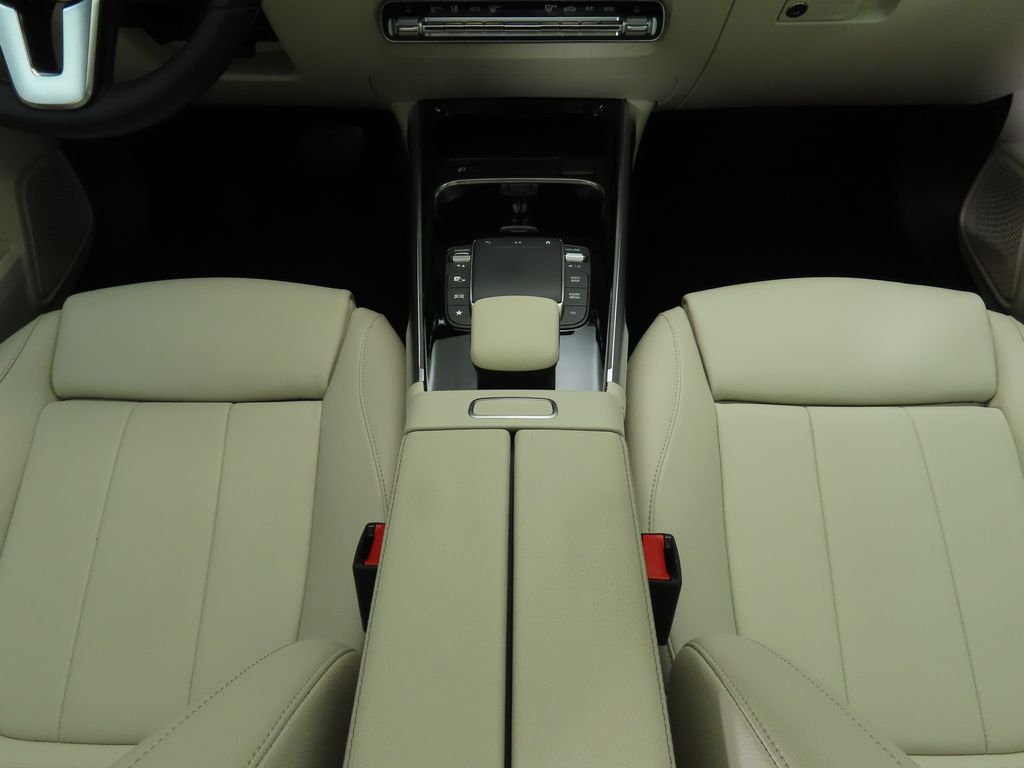 2022 Mercedes-Benz GLB 250 16