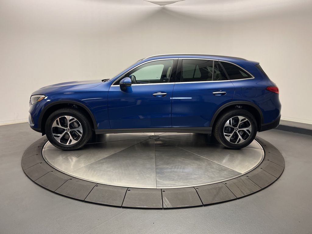 Thumbnail: 2026 Mercedes-Benz GLC - 4